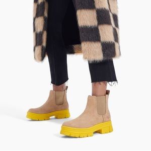 UGG Ashton Chelsea Suede Boots